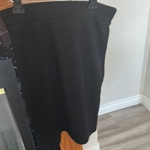 black long skirt